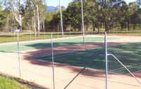 tennis_courts.jpg (66852 bytes)